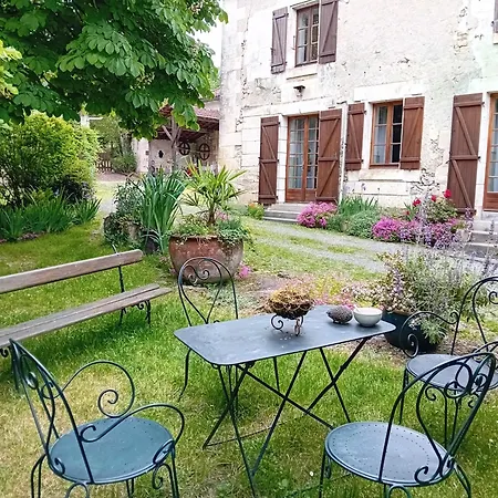 Du Vieil Acacia Дом отдыха Celles (Dordogne)